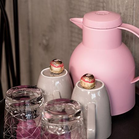 Senses Violett Suites - Adults Only Τσελ αμ Ζέε Εξωτερικό φωτογραφία